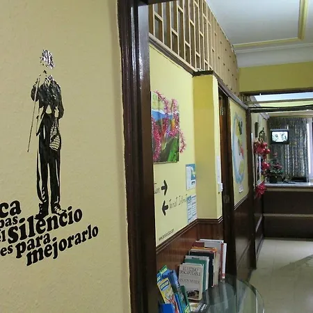 Sea Of Clouds Hostel *